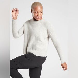 ATHLETA Wool Cashmere Turin Sweater Size Medium Light Grey Heather MSRP $178